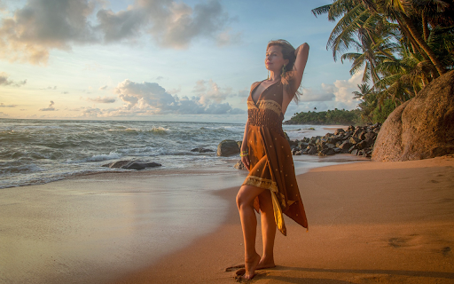 Girl and the Beach from Chrome web store to be run with OffiDocs Chromium online Girl and the Beach from Chrome web store to be run with OffiDocs Chromium online