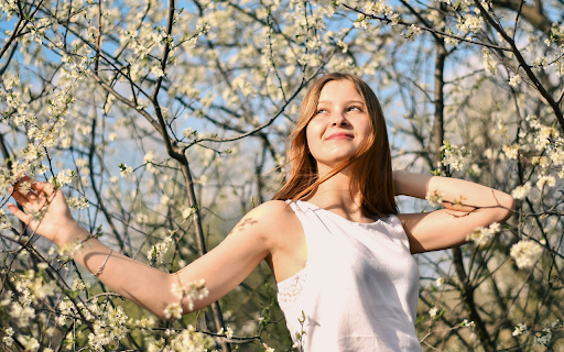 girl in plum blossom garden from Chrome web store to be run with OffiDocs Chromium online girl in plum blossom garden from Chrome web store to be run with OffiDocs Chromium online