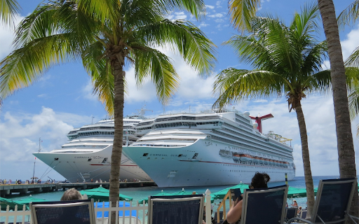 Huge yacht from Chrome web store to be run with OffiDocs Chromium online Huge yacht from Chrome web store to be run with OffiDocs Chromium online