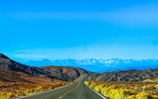 Long straight road with vast mountains from Chrome web store to be run with OffiDocs Chromium online Long straight road with vast mountains from Chrome web store to be run with OffiDocs Chromium online