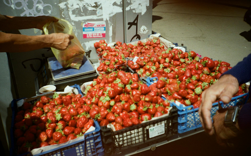 Strawberry Stall from Chrome web store to be run with OffiDocs Chromium online Strawberry Stall from Chrome web store to be run with OffiDocs Chromium online